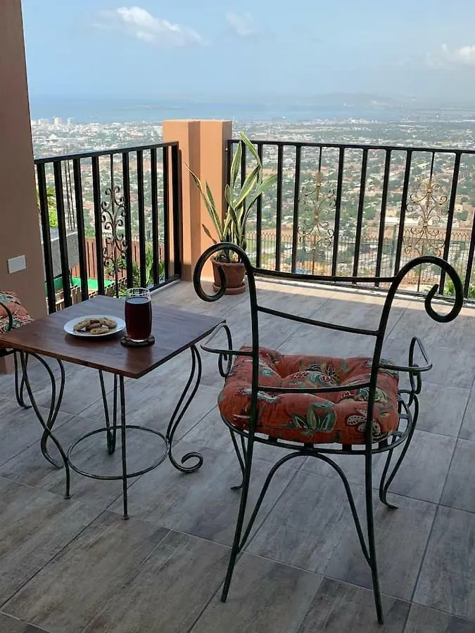 Villa Bella Vista à Kingston